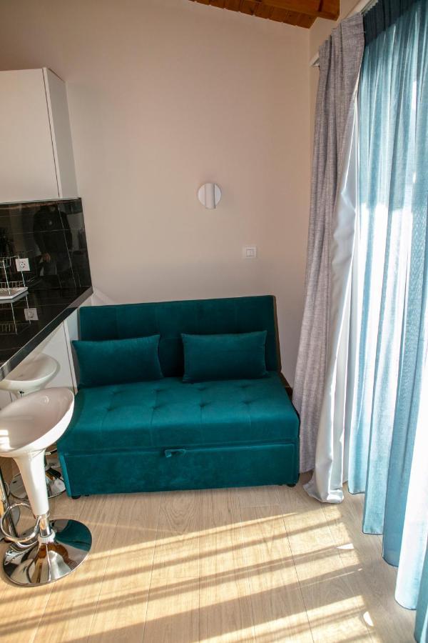 Hotel Alexander Mýtikas Zewnętrze zdjęcie
