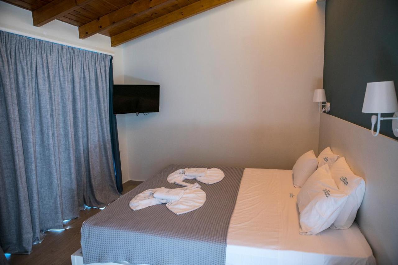 Hotel Alexander Mýtikas Zewnętrze zdjęcie