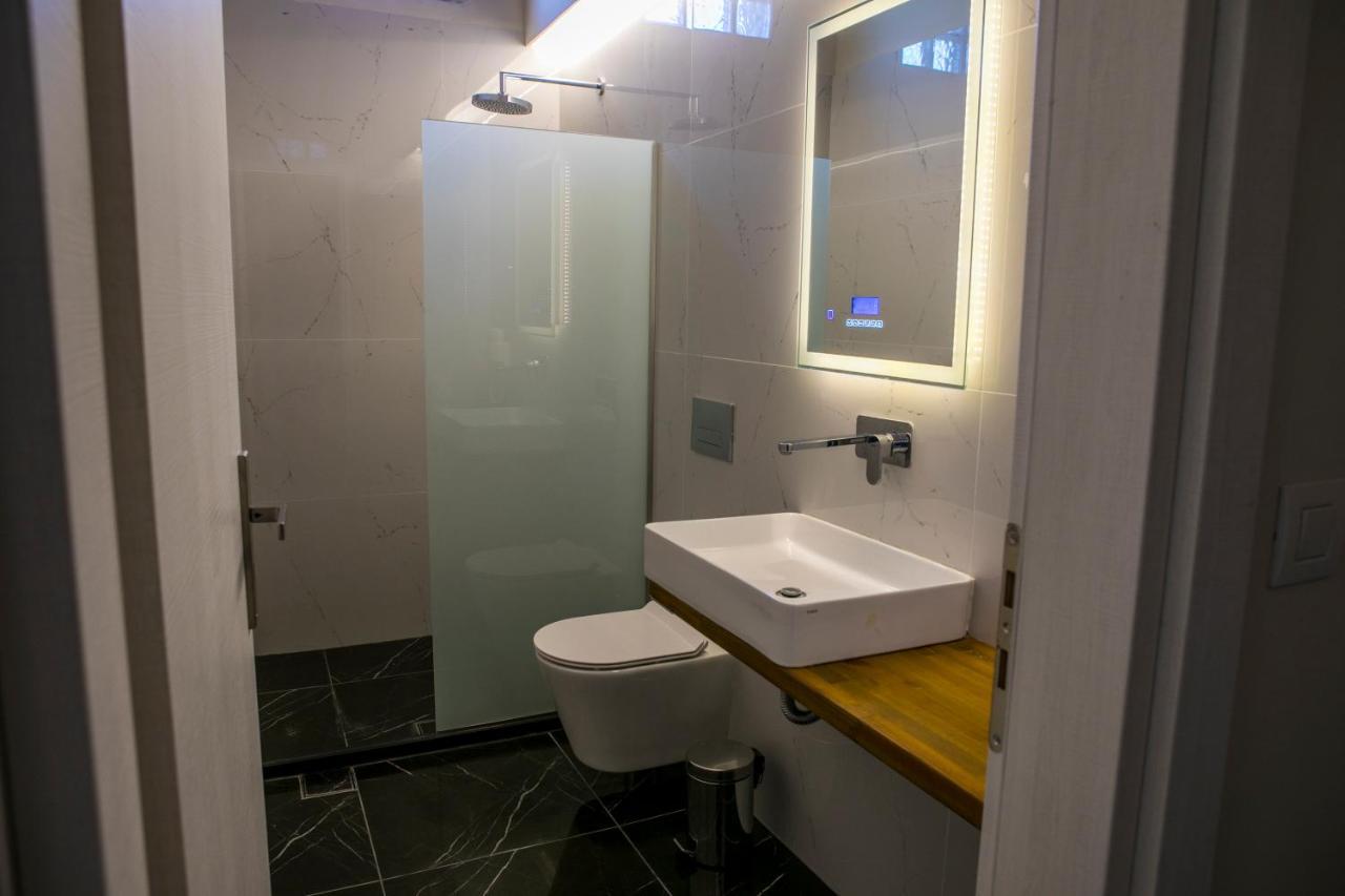 Hotel Alexander Mýtikas Zewnętrze zdjęcie