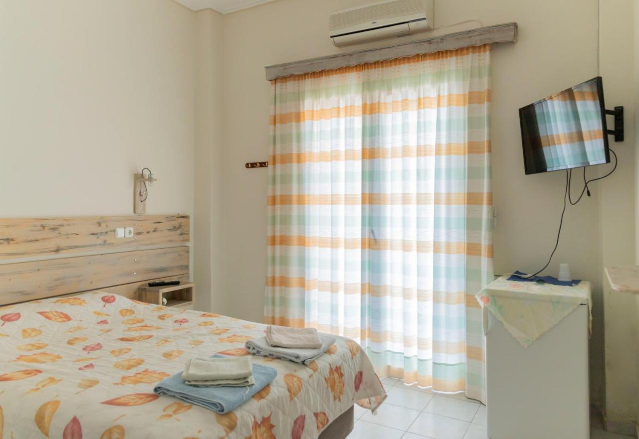 Hotel Alexander Mýtikas Zewnętrze zdjęcie